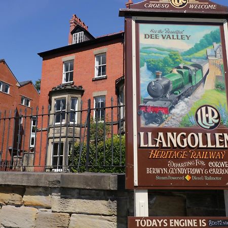 Villa Westoe Hideaway à Llangollen Extérieur photo